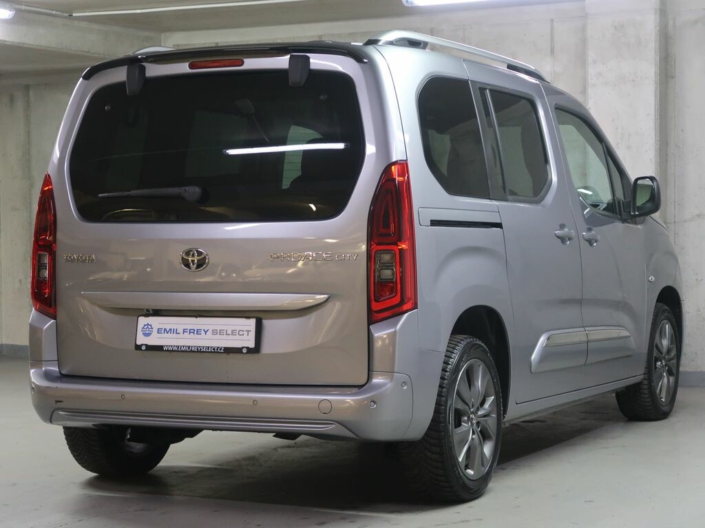 Toyota PROACE CITY VERSO