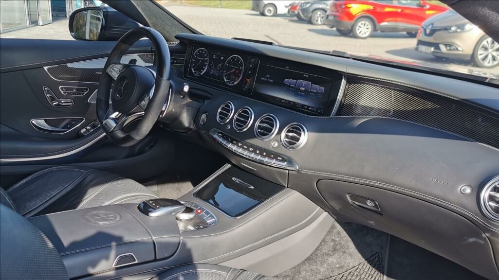 Mercedes-Benz Třída S