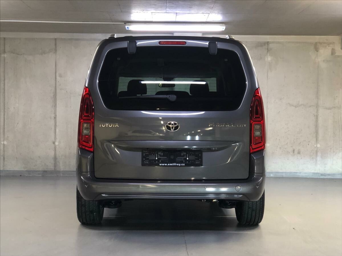 Toyota PROACE CITY VERSO