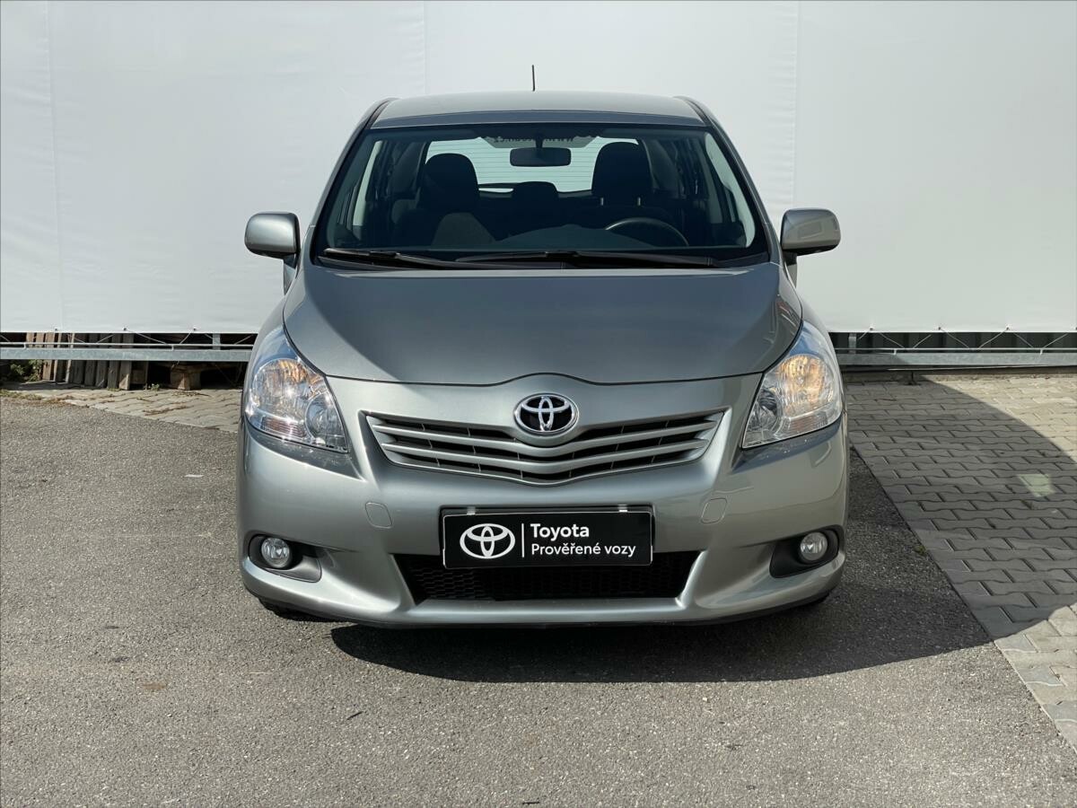 Toyota Verso