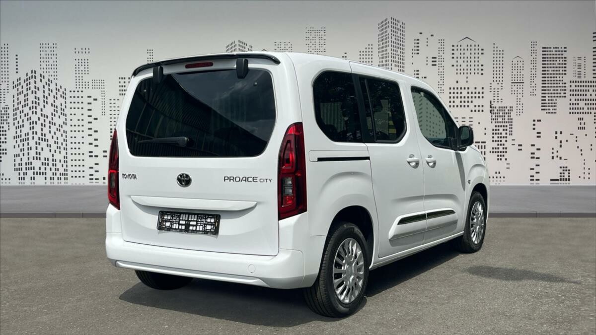 Toyota PROACE