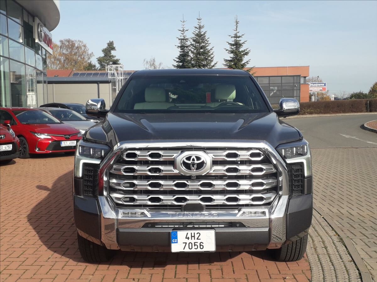 Toyota Tundra